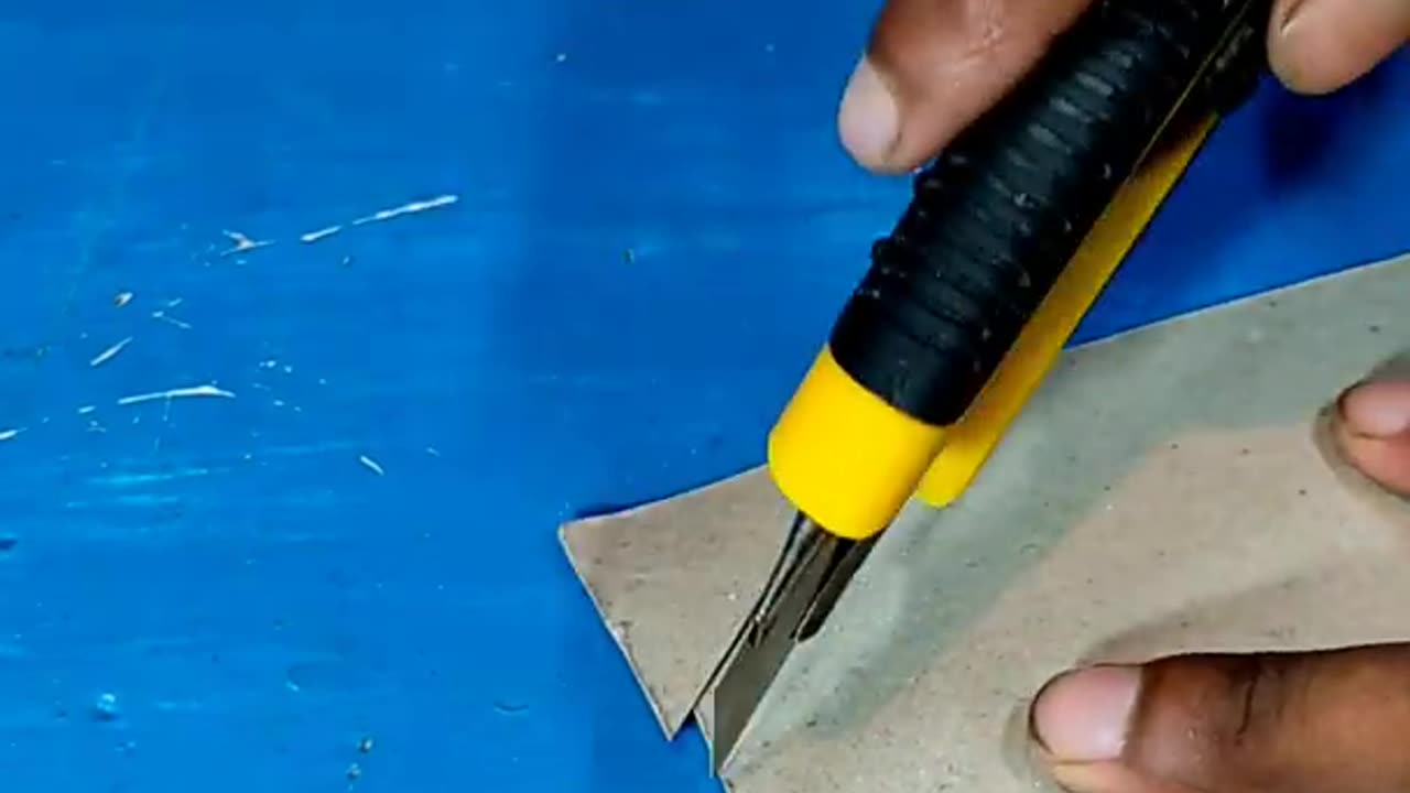 How to Use Paper Cutting Knife (Tip and Tricks)