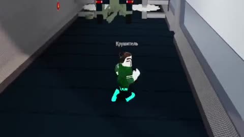 sent the truck to the huge saws #roblox #gaming #saws #car #crash #carcrash #truck