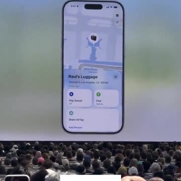 Paszport USA 🇺🇸 w Apple Wallet! iOS 26 z cyfrowym identyfikatorem, który można wykorzystać do weryfikacji imienia i nazwiska oraz wieku podczas podróży krajowych i nie tylko.