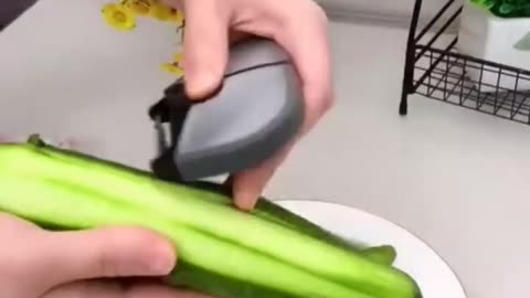Reviewora Unique Gadgets 