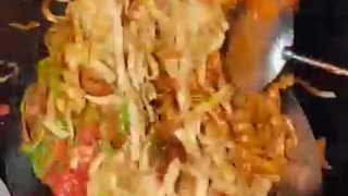 Datong’s fried knife-cut noodles tastes so fragrant. Local specialty food. Datong food. Douyin f