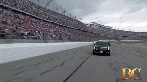 Trump takes laps on Daytona 500 speedway