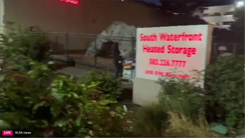 Just before Tommy Boi just left to go home he caught ANTIFA receiving cartloads