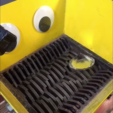 Big sized diamond being crushed