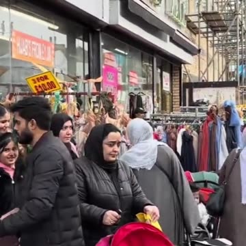 London dystopia. Unrecognizable.