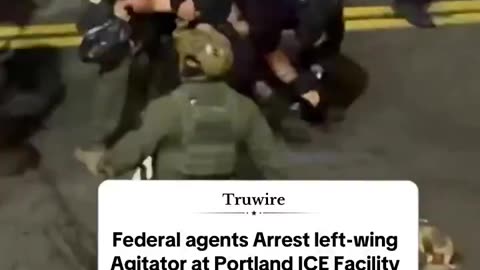 Federal agents arrest a HEFTY Antifa terrorlst outside of the ICE facility in Portland..