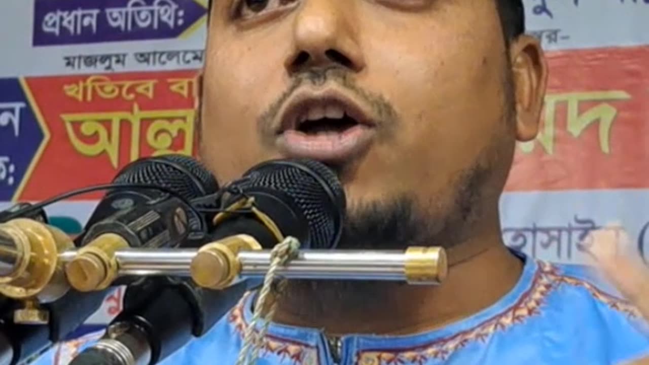 মেট্টোরেলের নিচে ল্যাংড়া মোশা