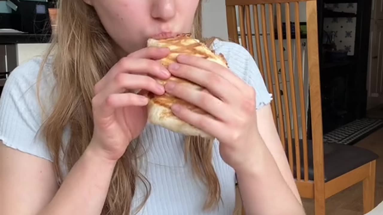 French Tacos with Creamy Gérion Sauce — Better Than Fast Food🌮