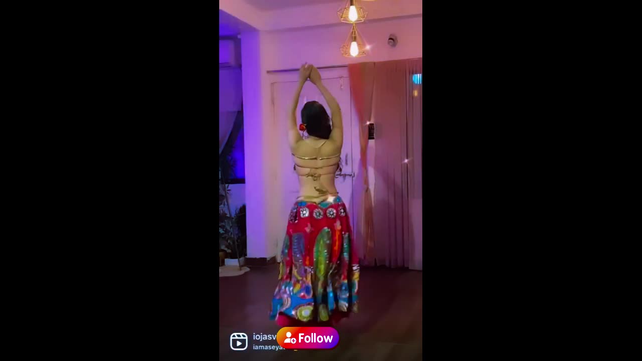 Mesmerizing BellyDance Moves! 💃 | Short Clip of Grace & Beauty"