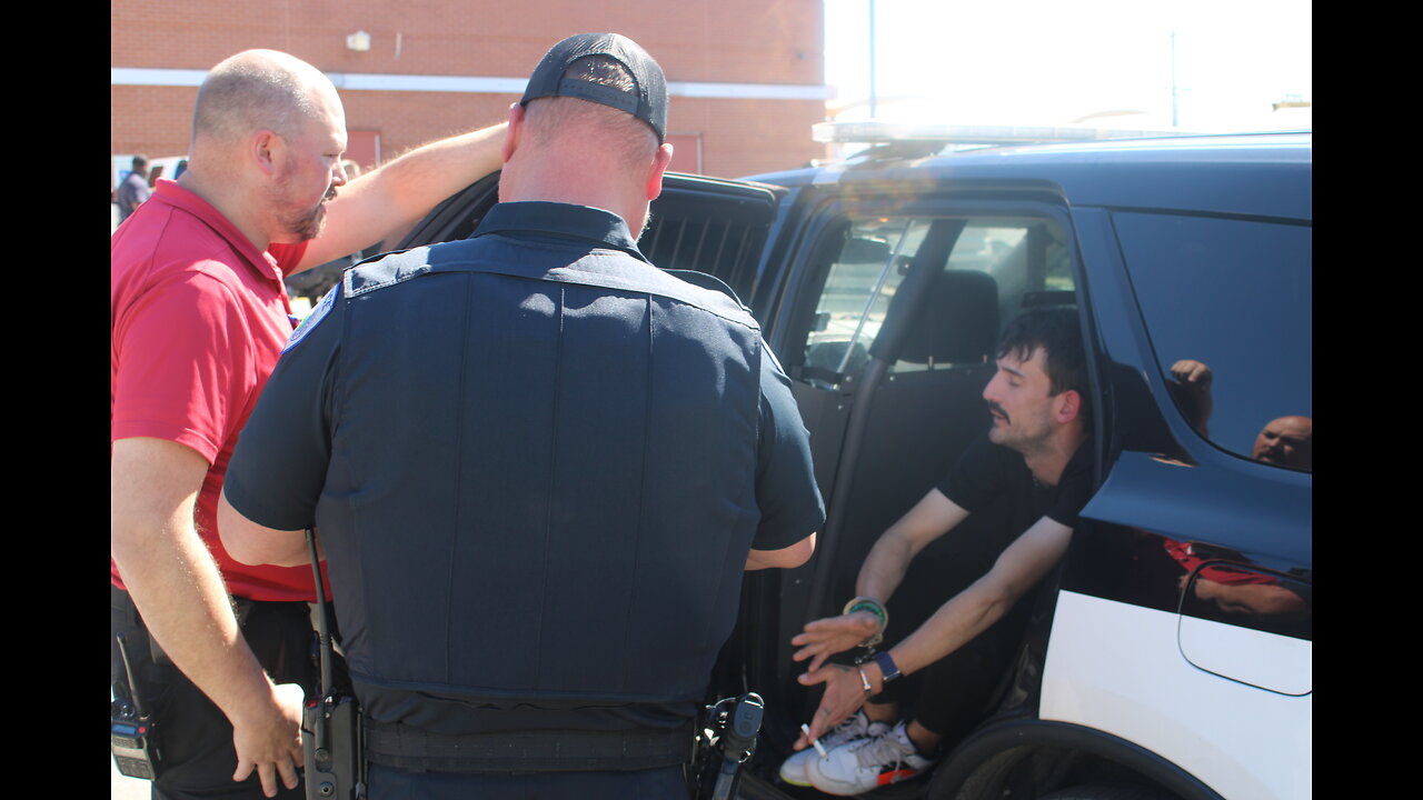 MAN ARRESTED ON DRUG CHARGES IN POSSIBLE STOLEN TRUCK, LIVINGSTON TEXAS, 02/25/25...