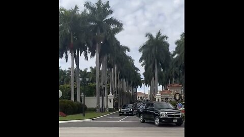 TRUMP❤️🇺🇸🥇🪽MOTORCADE DEPARTS MAR-A-LAGO🤍🇺🇸🏅🪽🛞🛻🚙 🏰EN ROUTE TO WASHINGTON D.C💙🇺🇸🏅🪽🏛️🚑🚓⭐️