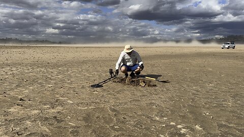 Looking For Treasure Metal Detecting