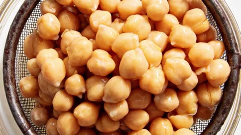 20 Foods Grandma STOCKPILE That NEVER Expire