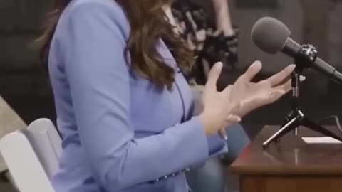 Lila Rose stumps pro-choice Jubilee participant