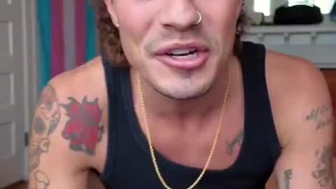 Female who thinks she’s nonbinary cries because her passport will now have to say “F”