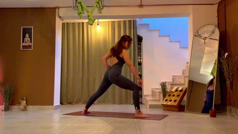 Evde Yoga - 3. Gün - Yeni Başlayanlar için 45 Dakikalık Yoga Dersi - Ayaktaki Pozlara Giriş