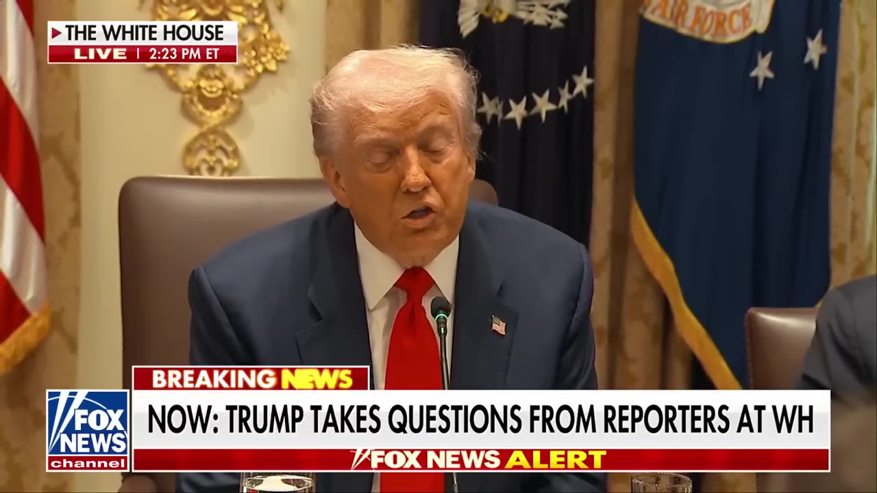 Trump issues fresh WARNING to Hamas after returning from Middle East