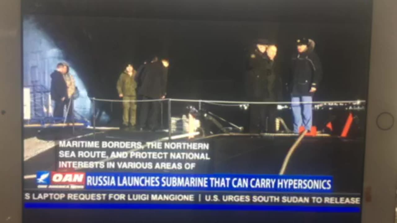 Derek Hunter 03/28/25 DJT benched starter Elise Stephanik (R-NY) take 1 for the team