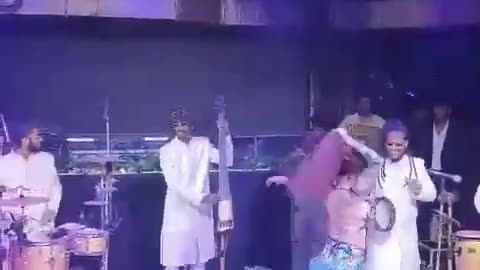 Tragjedi në Indi, 26 persona humbin jetën nga një zjarr në një klub nate