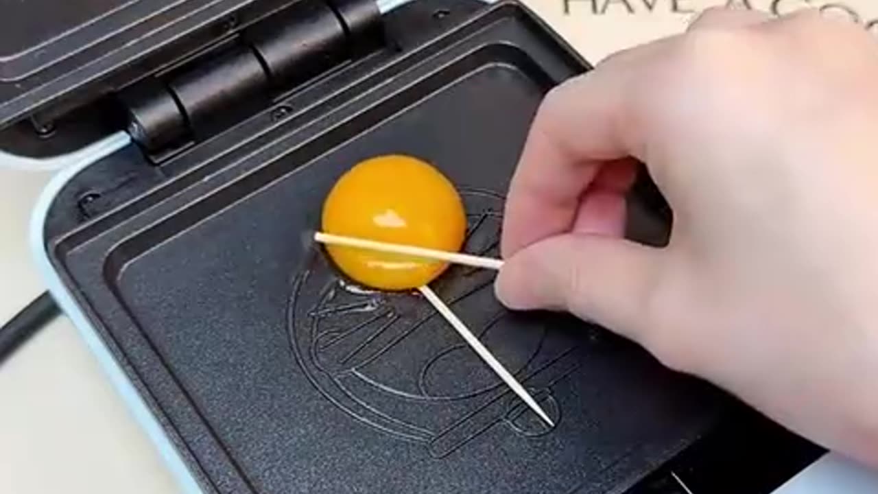 Humans vs AI: Who Wins?