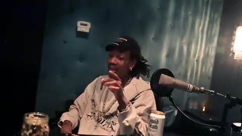 Wiz Khalifa - In The Sky Freestyle [Official Video]