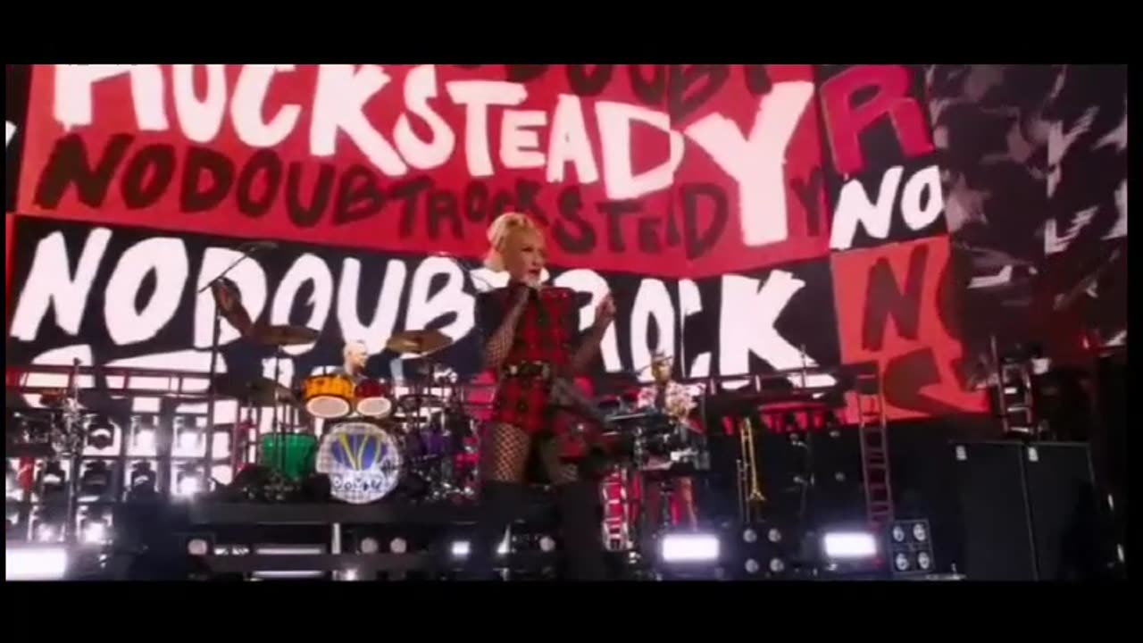 Gwen Stefani with No Doubt at Coachella 4.20.2024