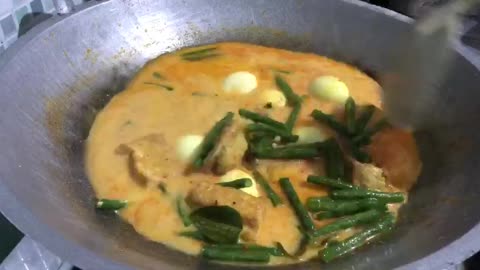 Step 4: Perfecting Gulai with Thick Coconut Milk