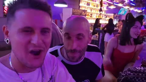 ALCOHOLIC E-BEGGING WHOREMONGER BELLENDS