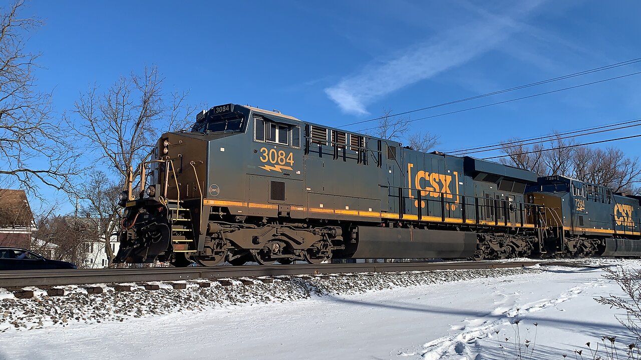 Lighting Fast CSX Train part 40 Speedy Snowdrift