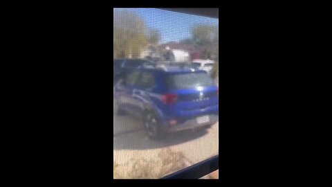 🚨 In Laredo, Texas, U.S. Customs and Border Protection agents fired shots during an encounter