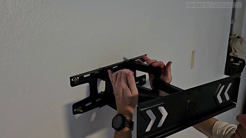 Suptek Full Motion TV Wall Mount Review 2025: Does It Work for Larger TVs?