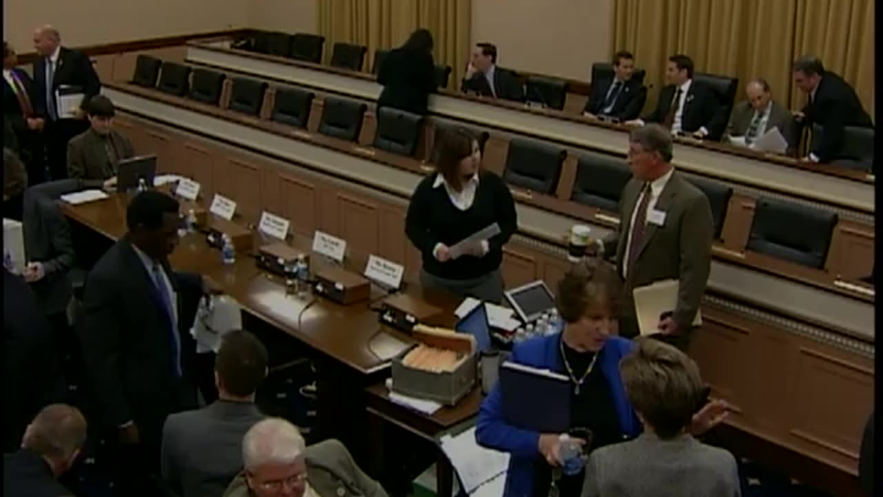 ENSURING STI... - ENSURING STIMULUS CONTRACTS FOR SMALL AND VETERAN OWNED SMAL - hrs05S B2360 090312