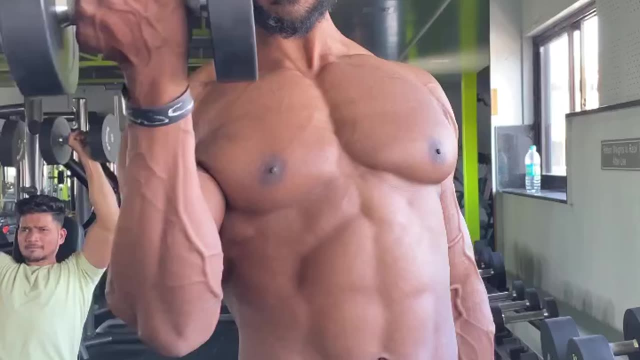 Gym lover very strong man 🎊😍