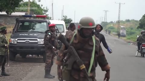 Peacekeepers' vehicle burns near Goma as rebels close in on eastern Congo’s main city