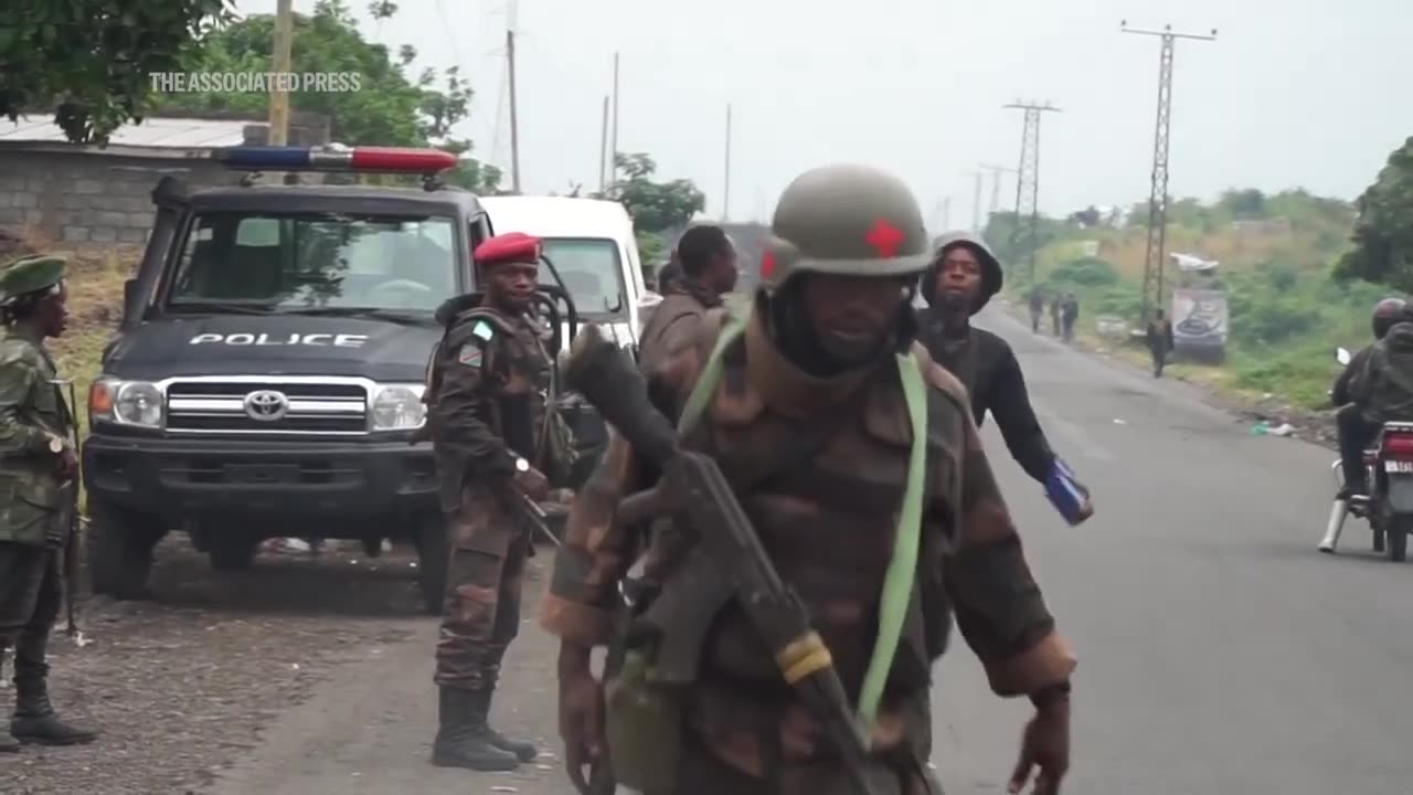 Peacekeepers' vehicle burns near Goma as rebels close in on eastern Congo’s main city