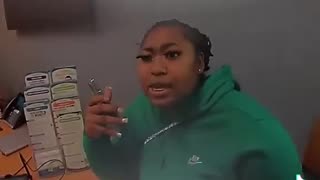Woman caught in the action of bank fraud, resists arrests and tries telling police what to do
