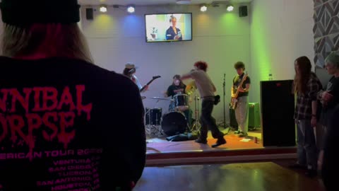 Crike at the Seven Crest in Teaneck, NJ - 11-15-25