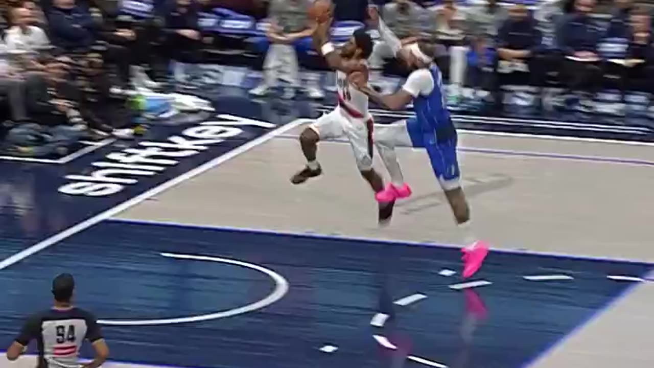 NBA - Daniel Gafford with the CHASEDOWN 🚫