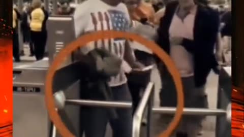 😨💀 What is Going On? Ghostly Encounter in New York! | TheHauntingHour