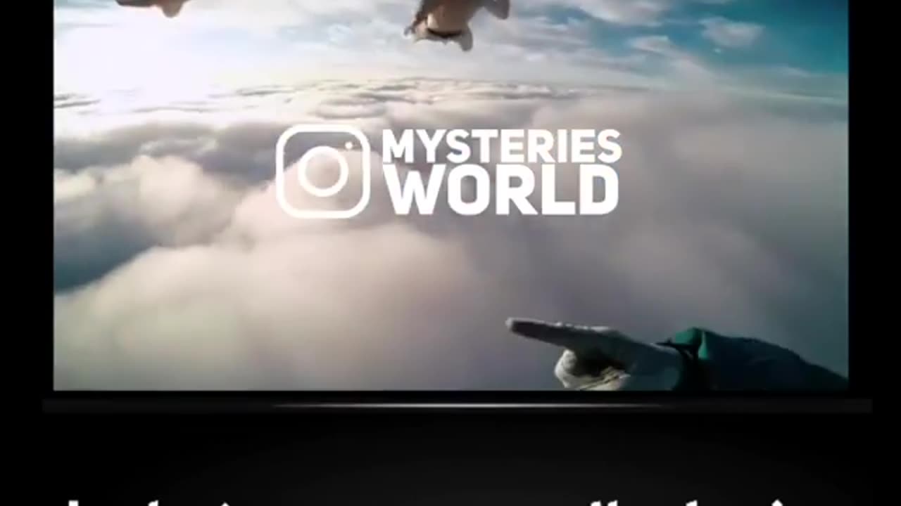 Amazing jump from the balloon!!!! 😮