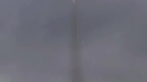 Russian rocket gets struck by lightning and keeps going