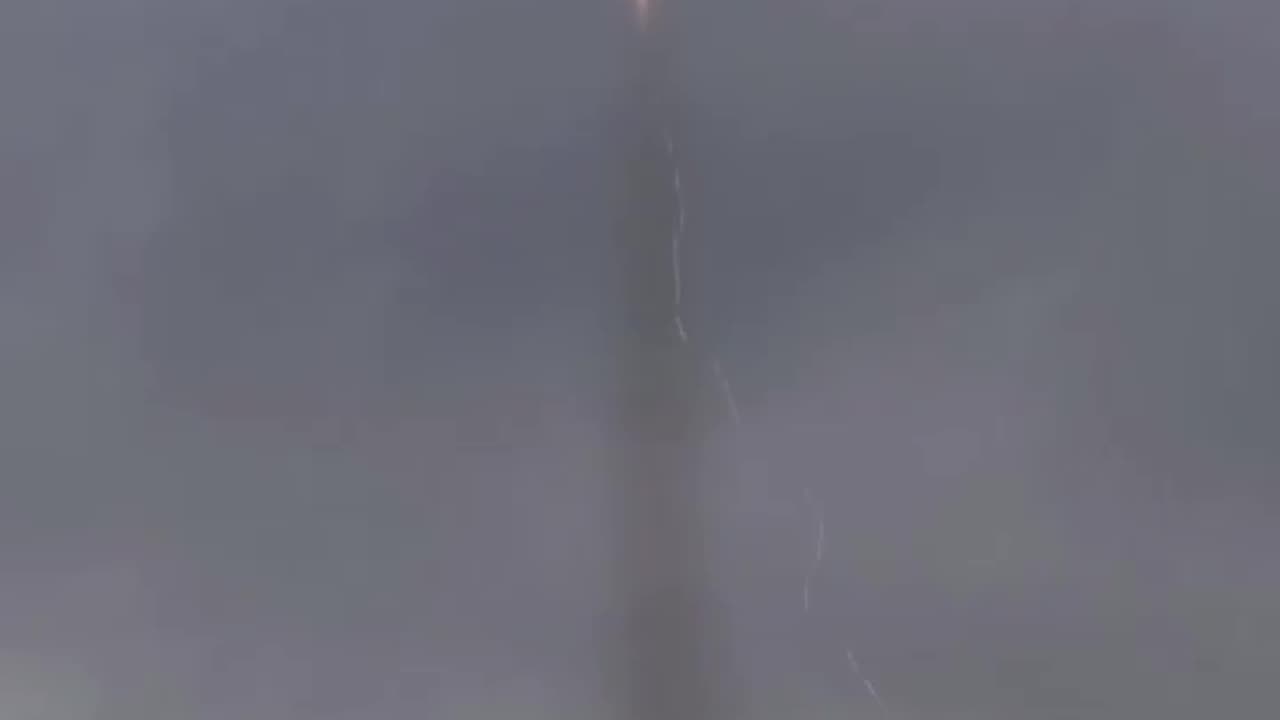 Russian rocket gets struck by lightning and keeps going