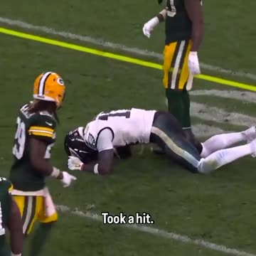 Eagles AJ Brown vs Packers Javon Bullard, NFL week 1 2024