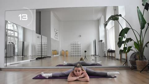 10 min Full Body Stretch — Gentle & Effective Beginner Routine.