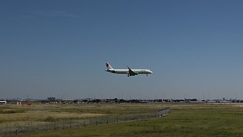 VIVA 682 landing