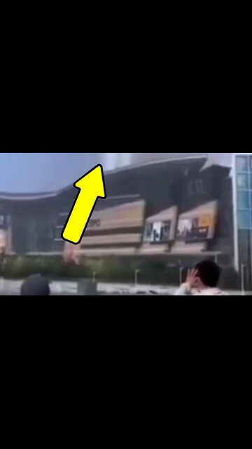 Über Chinas Himmel eröffnet sich ein Dimensionsportal wie ein Tornado - Projekt Bluebeam?