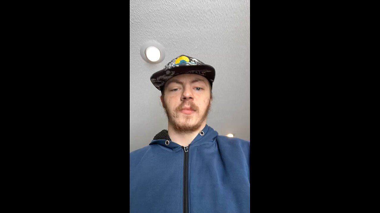 Narcissistic women be like;