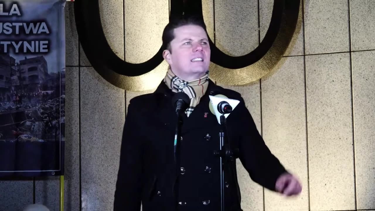 ,,ANTYSYSTEMOWCY'' - DRAPIEŻNE WILKI W OWCZYCH SKÓRACH