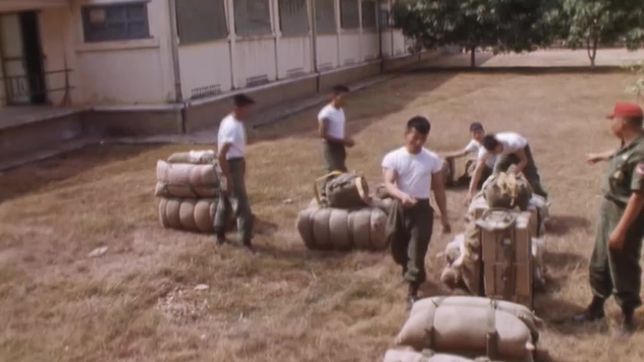 VNAF CIVIC ACTION VIA AIRBORNE DROP - VNAF CIVIC ACTION VIA AIRBORNE DROP - 428-npc-38165