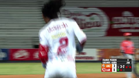 Luisangel Acuña se vistió de héroe